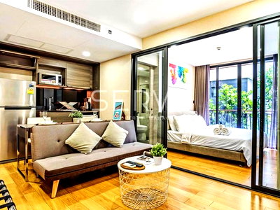 Condos for rent : Nice Room 1 Bed 34 sq.m. Good Location Close to BTS Chit Lom 200 m. & Central Embassy at Klass Langsuan Confo / For Rent