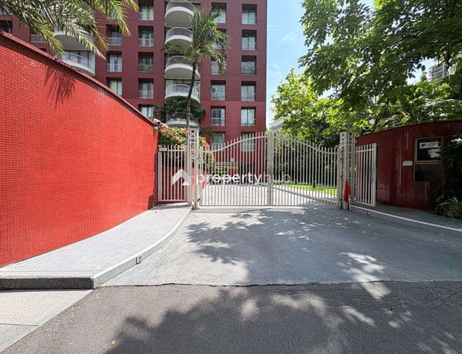Chidlom Place