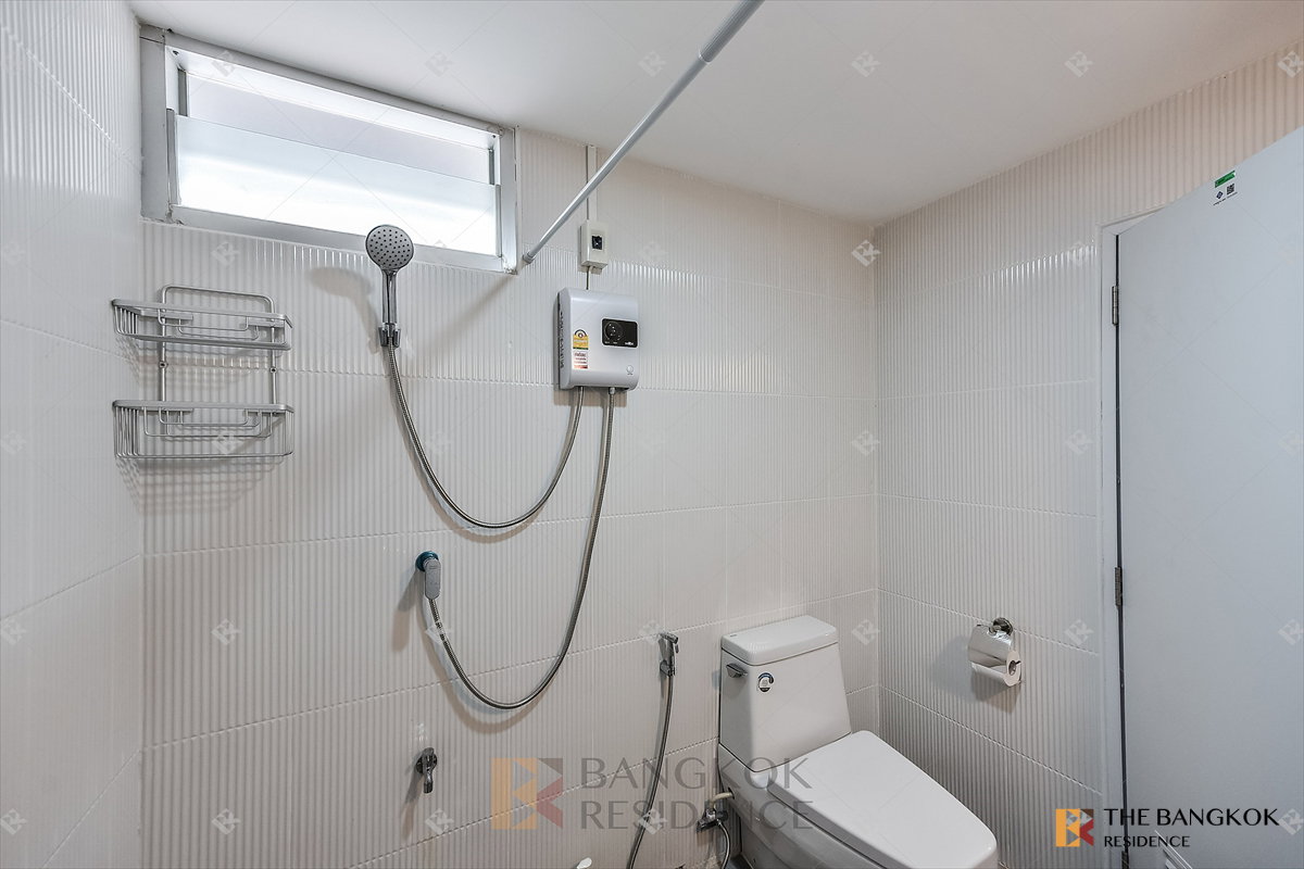 รูป 🏡 House Area Sukhumvit 4 ใจกลางสุขุมวิท 4นอน 70ล้าน 🌿 บ้านสวยสไตล์ Cozy Resort พร้อมพื้นที่สีเขียวรอบบ้าน - รูปที่ 23/26