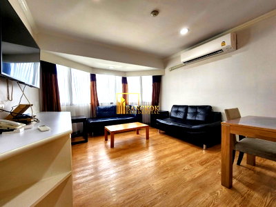 Condos for rent : Baan Suanpetch | Spacious 2 Bedroom Condo in Phrom Phong - BR4326CD