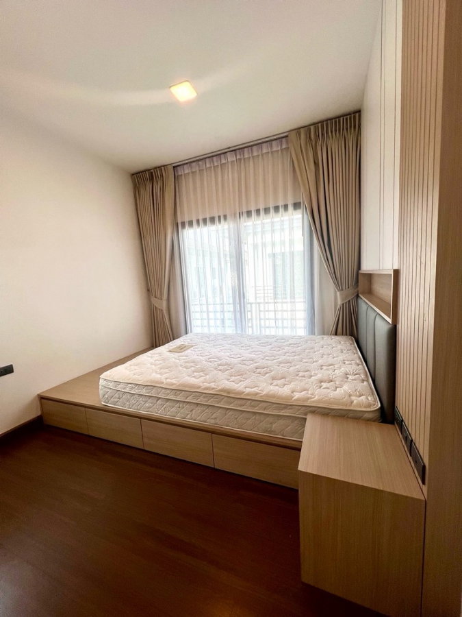 รูป 🏡✨ ให้เช่าบ้านเดี่ยวหรู 2 ชั้น — Grand Britania บางนา กม.12 Modern Luxury พร้อมอยู่ ใกล้ Mega Bangna, สนามบินสุวรรณภูมิ - รูปที่ 8/15