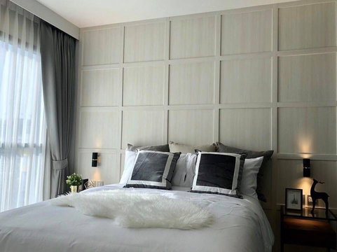 Room For Rent Condo Rhythm Rangnam ( 1 Bedroom  near Victory Monument) 