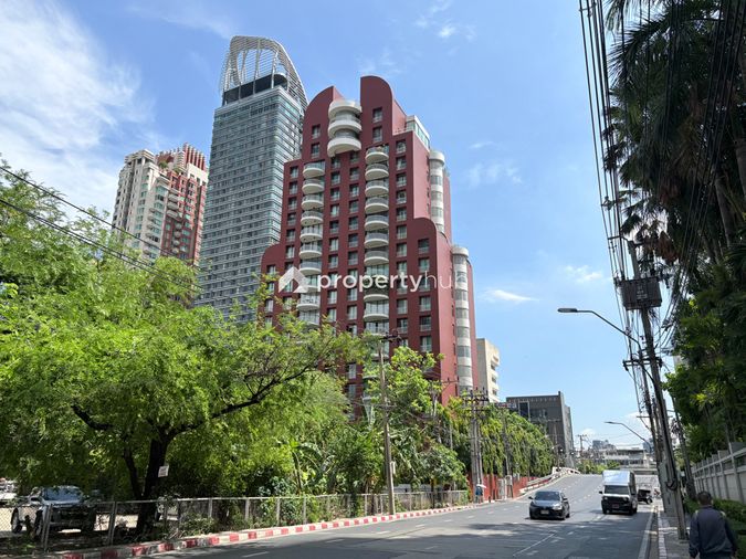 Chidlom Place