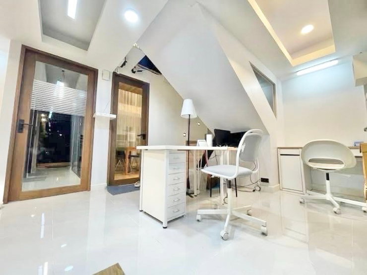 รูป ให้เช่าบ้าน รามคำแหง 26/1 แขวง หัวหมาก เขตบางกะปิ  - รูปที่ 2/14
