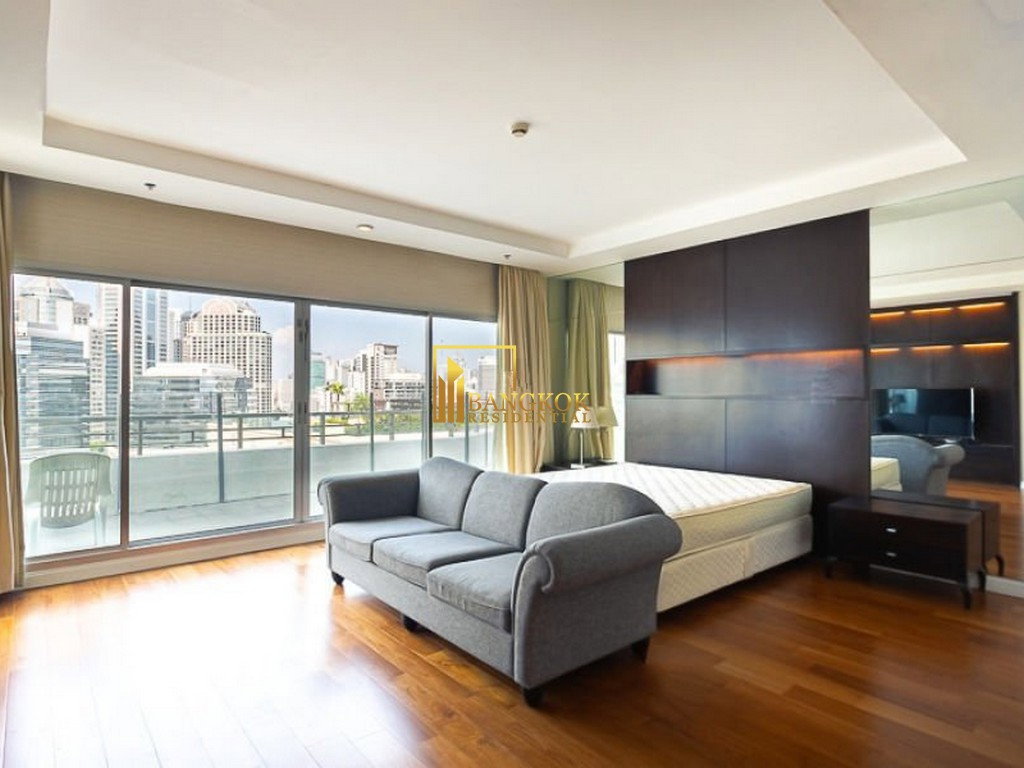 รูป Incredible 5 Bedroom Duplex Penthouse Apartment in Ploenchit - BR0636AP - รูปที่ 8/30