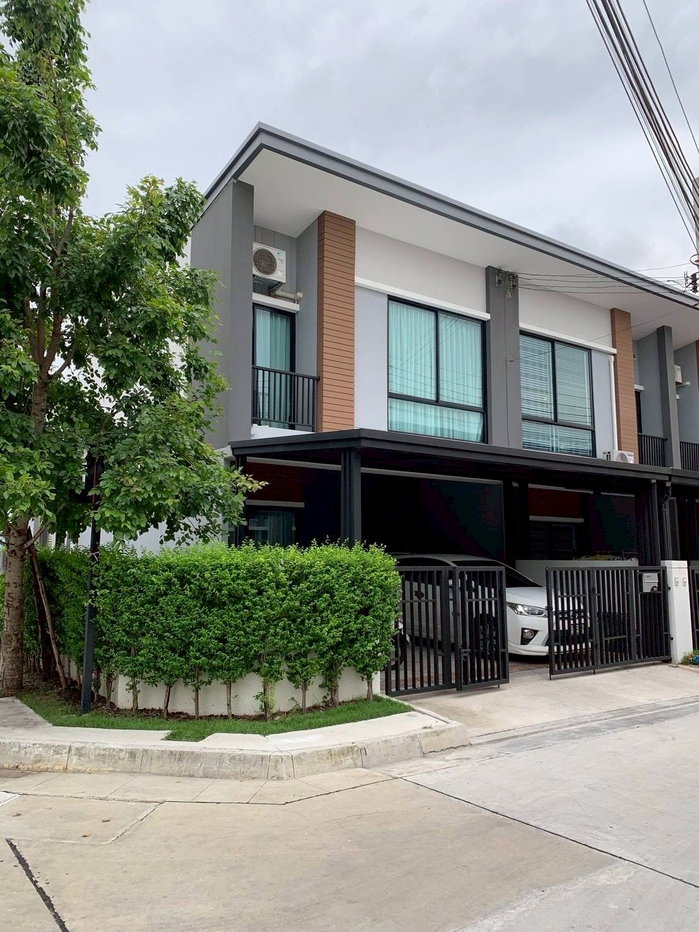 รูป ขายหมู่บ้าน ยูนิโอทาวน์ เพชรเกษม 110 หนองแขม กรุงเทพ 3 นอน 2 น้ำ เฟอร์นิเจอร์ครบ มีที่ชาร์ทรถไฟฟ้า  บ้านหลังมุม - รูปที่ 2/3