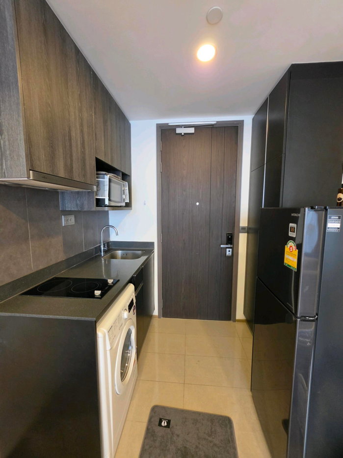 รูป 🌆 1BR ห้องแต่งสวย วิวโล่งน่าอยู่ 🤎 ใกล้ MRT สามย่าน 🚆 เฟอร์+เครื่องใช้ไฟฟ้าครบ พร้อมที่จอดรถ 1 คัน ✨ - รูปที่ 10/12