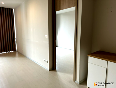 Condos for sale : Comfortable and Ready to Move-in Noble Ploenchit near BTS Phloen Chit