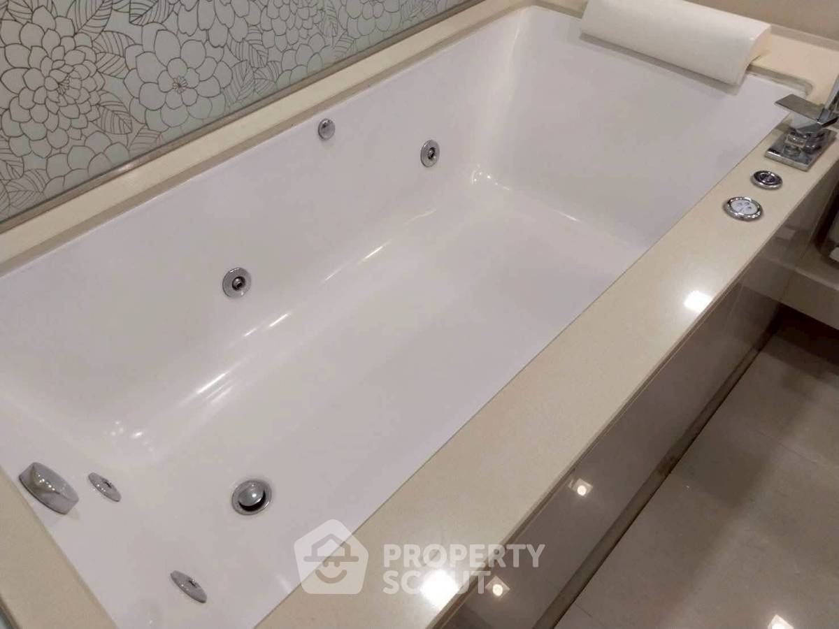 รูป คอนโด 1-ห้องนอน ที่ ดิ แอดเดรส สาทร ใกล้ BTS เซนต์หลุยส์ (ID 2966684) - รูปที่ 12/14