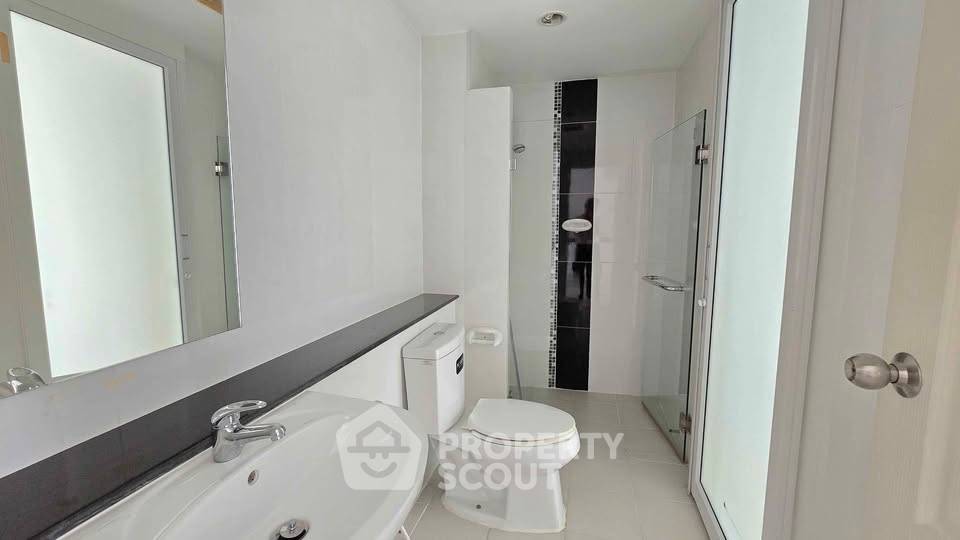 picture 1-BR Condo at Levo Ladphro 18 near MRT Lat Phrao (ID 2969365) - 4/9