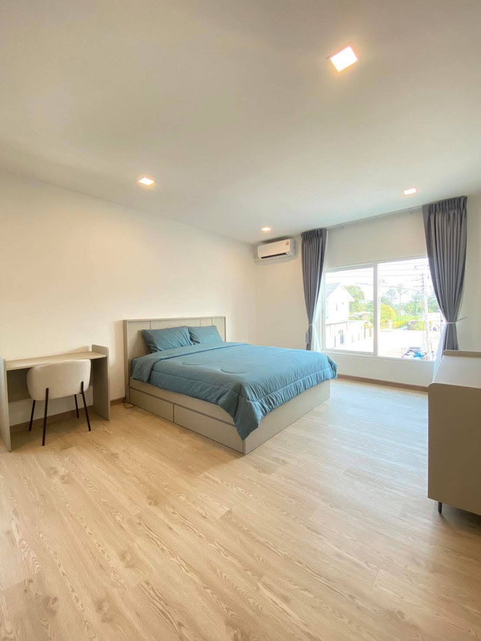 รูป ขายบ้านแฝด บ้านใหม่พร้อมเฟอร์นิเจอร์  โครงการอาลิสวิลล์ ขอนแก่น 3ห้องนอน 3ห้องน้ำ จอดรถ 2 คัน - รูปที่ 7/9