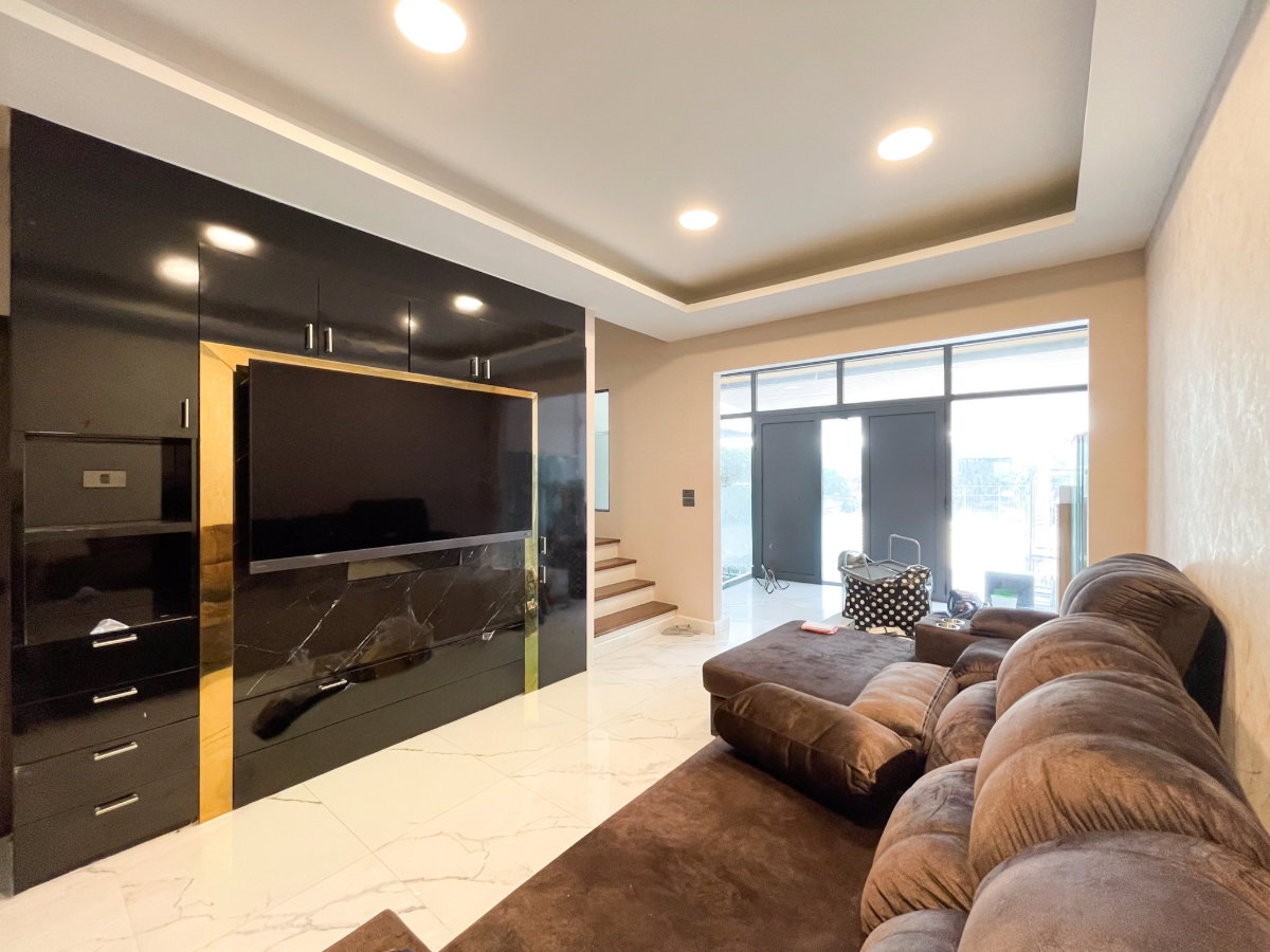 รูป ทาวน์โฮม The Terrace รามอินทรา 65 ตกแต่งใหม่ พร้อมอยู่ ถนนเมน 6,190,000 บาท - รูปที่ 4/17