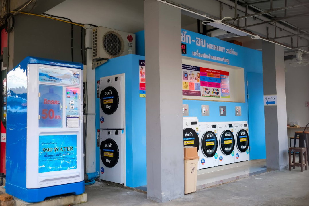 รูป ขายหอพัก 4 ชั้น 65 ห้อง และ 5 ร้านค้า มี 2 อาคาร โซนเจ็ดยอด ใกล้มช ผู้เช่าเต็ม อยู่ติดถนนเส้นหลัก เดินทางสะดวก -SW003437 - รูปที่ 6/8