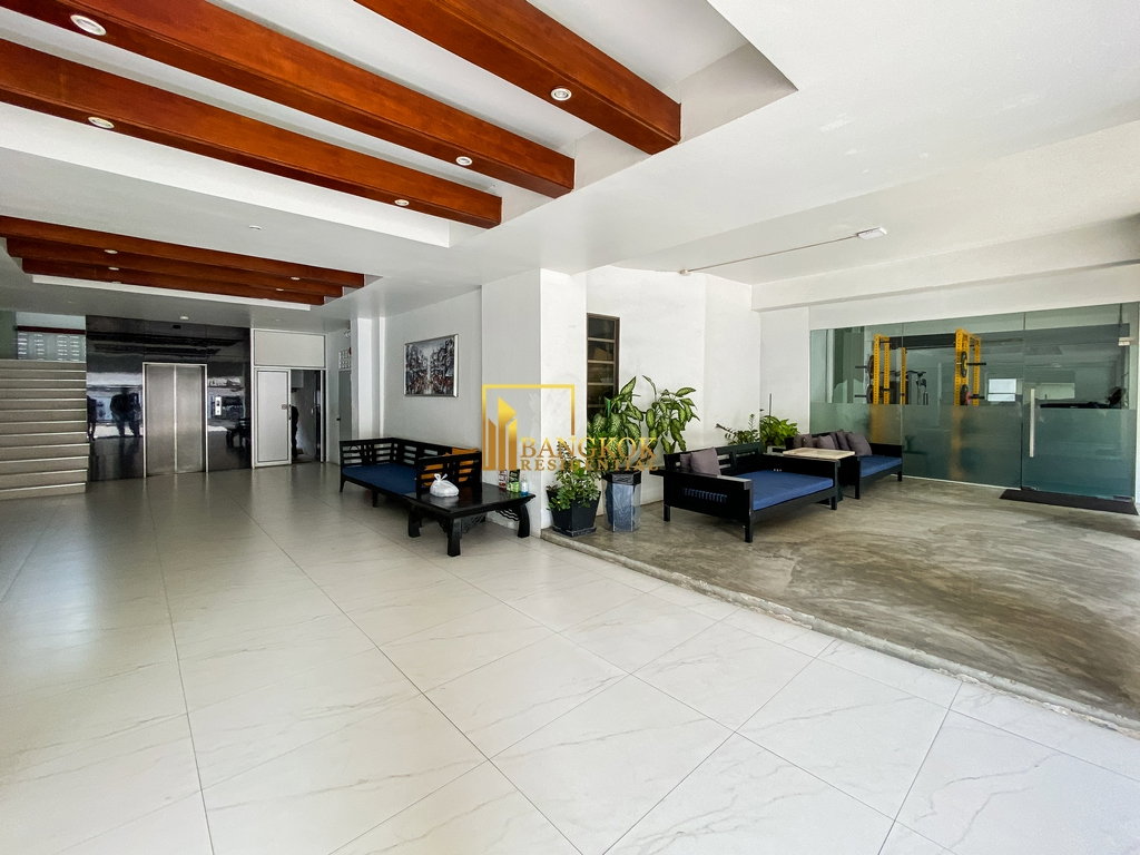 รูป Renovated 3 Bedroom Apartment For Rent in Asoke - BR0911AP - รูปที่ 34/35