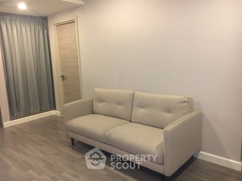 รูป คอนโด 1-ห้องนอน ที่ เดอะ รูม สาทร ใกล้ BTS สุรศักดิ์ (ID 808518) - รูปที่ 2/6