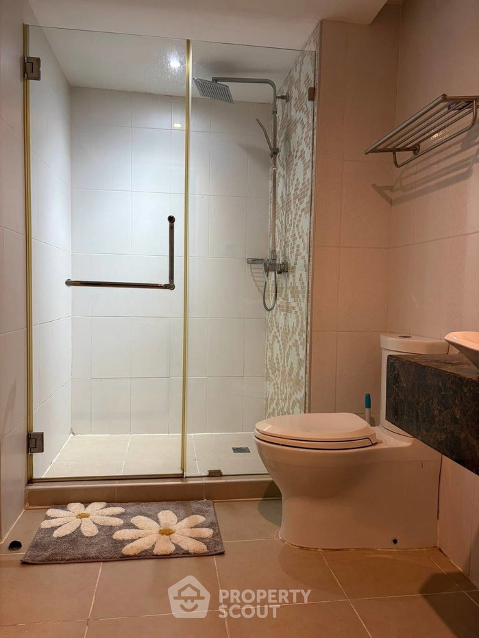 picture 1-BR Condo at Sunset Boulevard Residence close to Phratamnak (ID 2969828) - 6/8