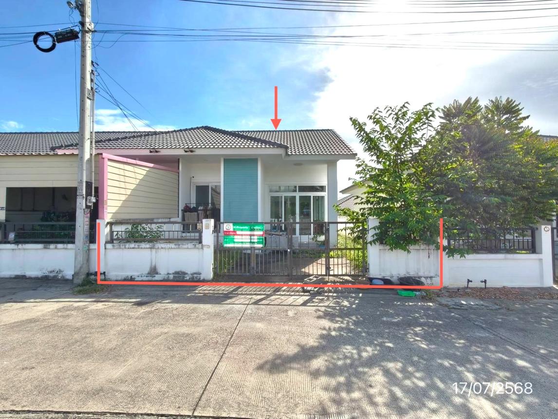 picture TOWN HOUSE 31.9 Sq.w. Si Racha Chonburi for 1.5M - 11/24
