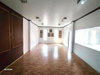 listing thumbnail image 32