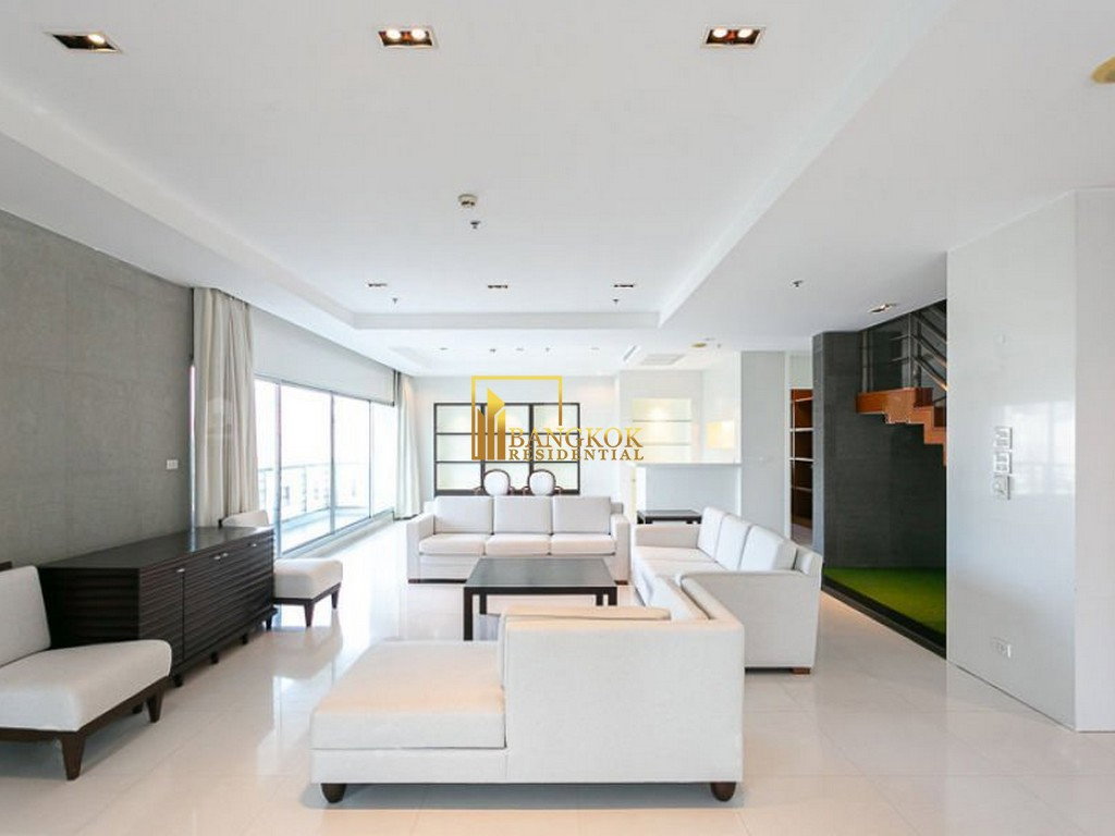 รูป Incredible 5 Bedroom Duplex Penthouse Apartment in Ploenchit - BR0636AP - รูปที่ 2/30