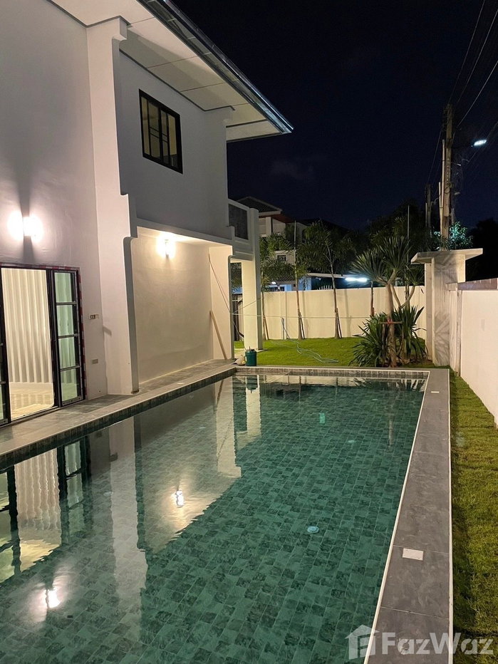 picture 5 bedrooms, 6 bathrooms house 1827732 - 32/32
