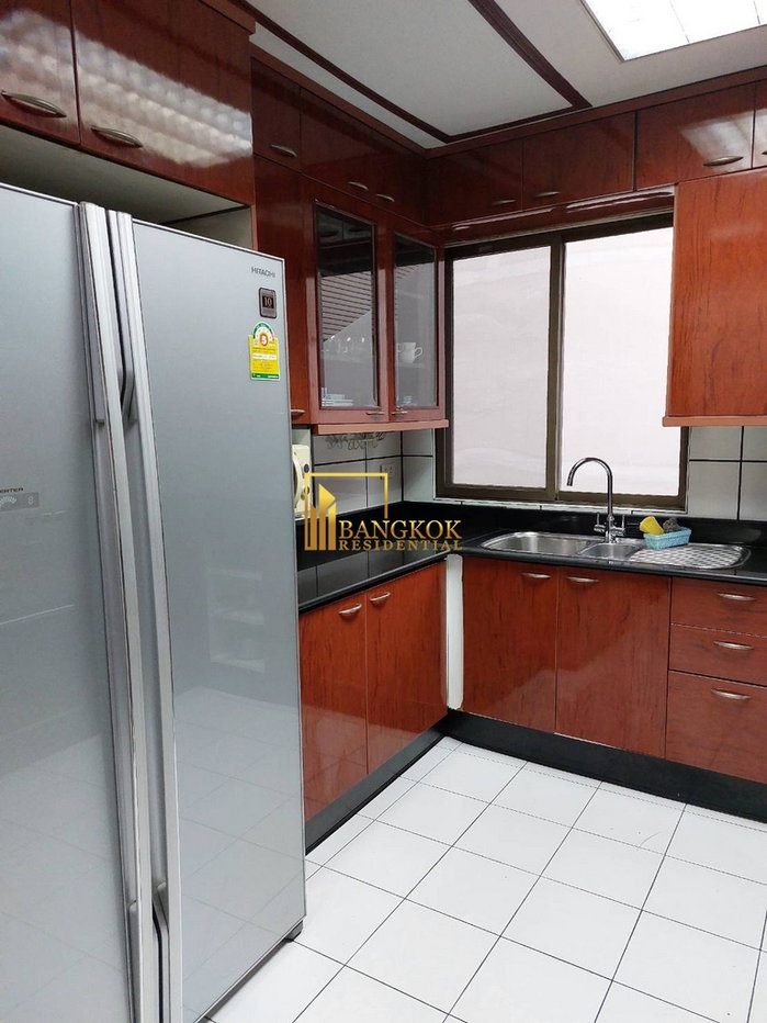 รูป Spacious 4 Bedroom Townhouse Ideal For Families - BR8404SH - รูปที่ 9/35