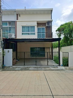 ขายด่วนบ้านรีโนเวท หมู่บ้านวิลเลจไลท์ ซ.พัฒนาการ 38 หลังมุมพื้นที่เยอะ ตรงข้ามสโมสร สระว่ายน้ำ (N.2171)