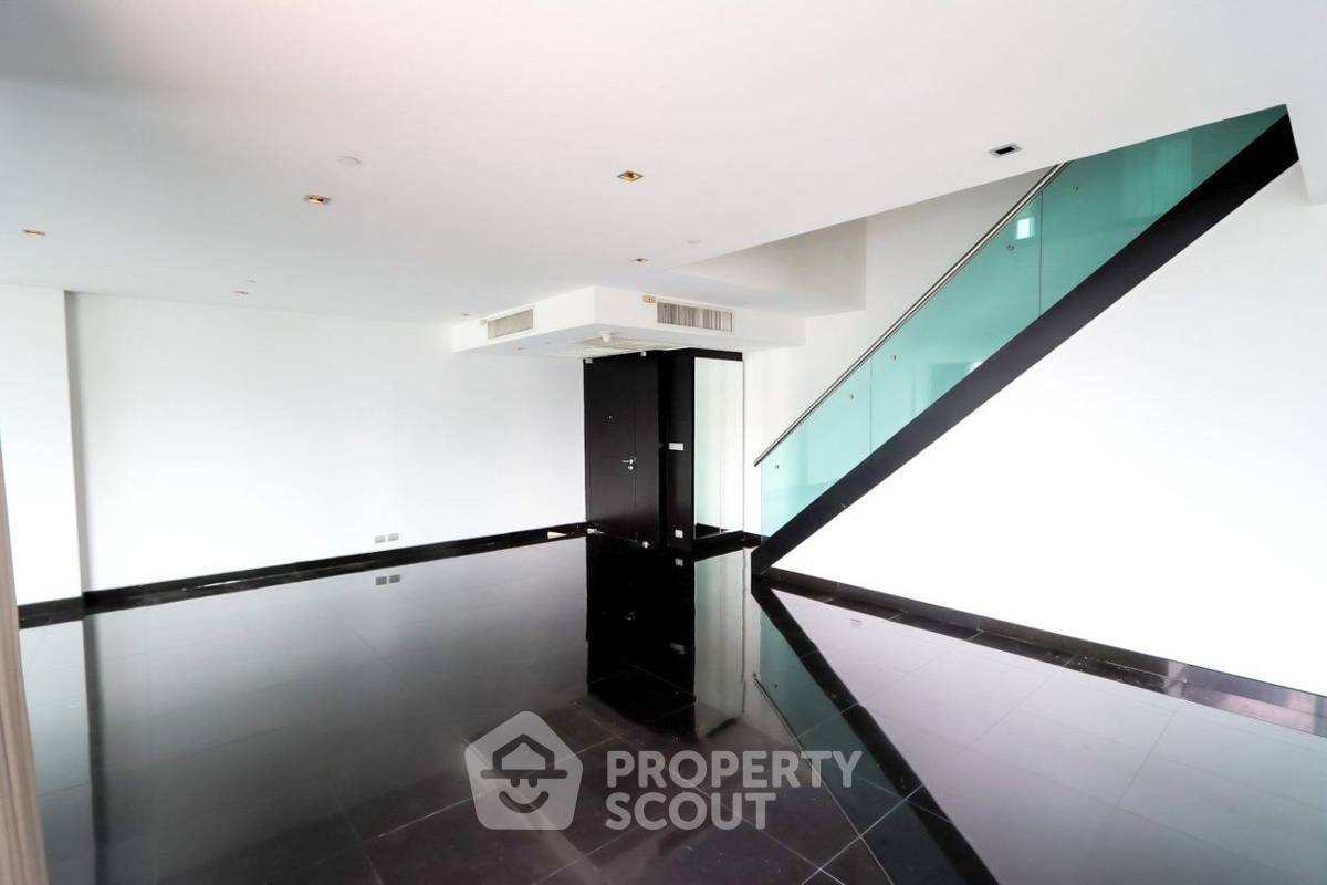 รูป คอนโด 3-ห้องนอน ที่ เลอ รัฟฟิเน่ สุขุมวิท 31 ใกล้ BTS พร้อมพงษ์ (ID 2030061) - รูปที่ 4/13