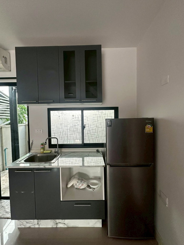รูป 🏡 ขาย / เช่า บ้านกลางเมือง ศรีนครินทร์ – อ่อนนุช 3 ห้องนอน 3 ห้องน้ำ หลังมุมหายากที่สุดในโครงการ ฟีลลิ่งบ้านเดี่ยว พื้นที่รอบบ้านกว้างมาก - รูปที่ 5/17