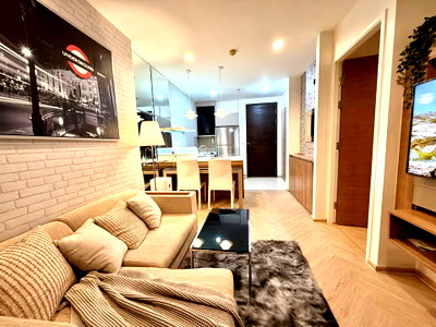 Condos for rent : Condo for rent Rhythm Sukhumvit 50 32nd Floor 45.5 SQM River view Fully Furnished close to BTS Onnut