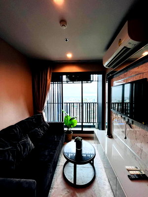 Condos for rent : Condo for rent Life Ladprao Tower A 42nd Floor High floor with a stunning clear view! Fully Furnished opposite Central Ladprao