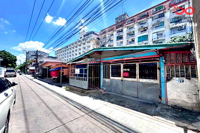 ที่ดิน ลาดพร้าวตอนกลาง โชคชัย 4 ลาดพร้าว 71 นาคนิวาส : ขายห้องเช่า 5 ห้อง ที่ดิน 46 ตร.ว. ถนนลาดพร้าว ซอยลาดพร้าว 80 ใกล้รถไฟฟ้าสายสีเหลือง