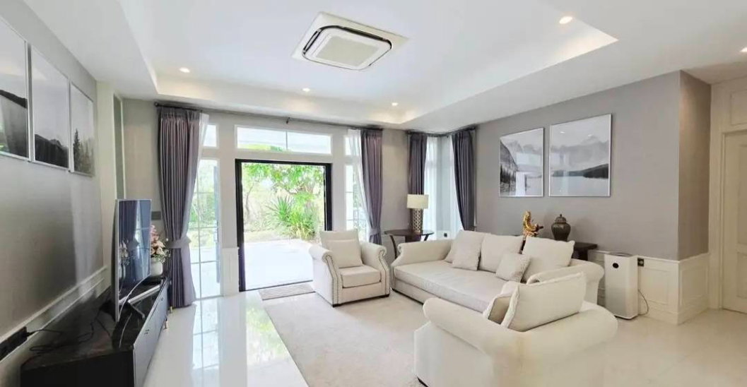 รูป ขายบ้านหรู 5 ห้องนอน 6 ห้องน้ำ ในโครงการซีรีนเลค เชียงใหม่ แต่งครบ พร้อมอยู่ (H465) T.0946511456 - รูปที่ 3/16