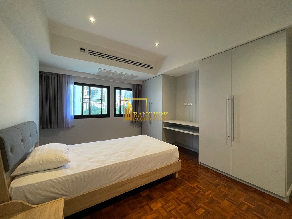 รูป Renovated 3 Bedroom Apartment For Rent in Asoke - BR0911AP - รูปที่ 18/35