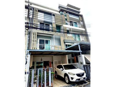 Townhouses for sale Ratchaphak Technology And Management College : Call : 094-419-9594 Space Ladprao-Mengjai Village, Townhome 3-story 3 Beds, 4 Baths near MRT Ladprao 71