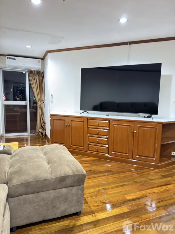 picture Witthayu Complex Condominium (pet friendly) 6437375 - 2/15