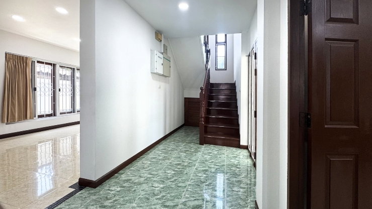 picture House for Rent Phatthanakan Road - 4/13