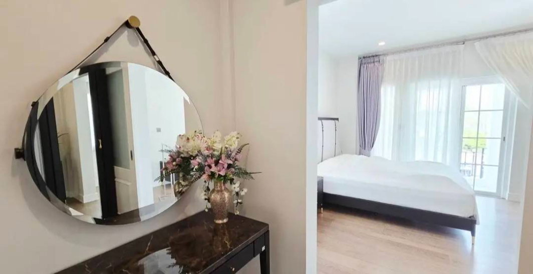 รูป ขายบ้านหรู 5 ห้องนอน 6 ห้องน้ำ ในโครงการซีรีนเลค เชียงใหม่ แต่งครบ พร้อมอยู่ (H465) T.0946511456 - รูปที่ 11/16