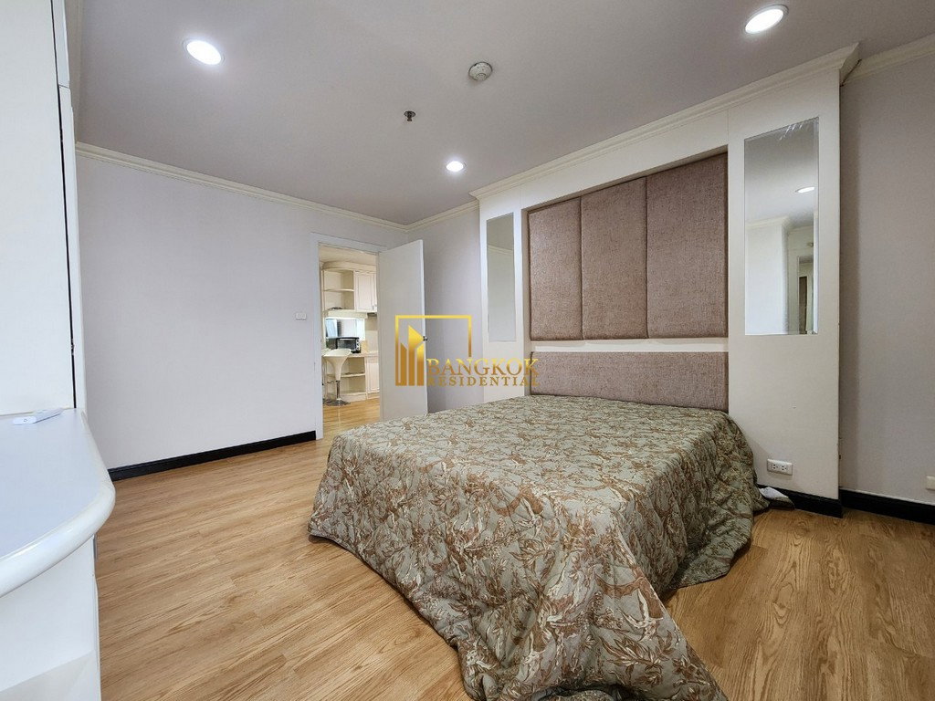 รูป Baan Suanpetch | Spacious 2 Bedroom Condo in Phrom Phong - BR4326CD - รูปที่ 8/29