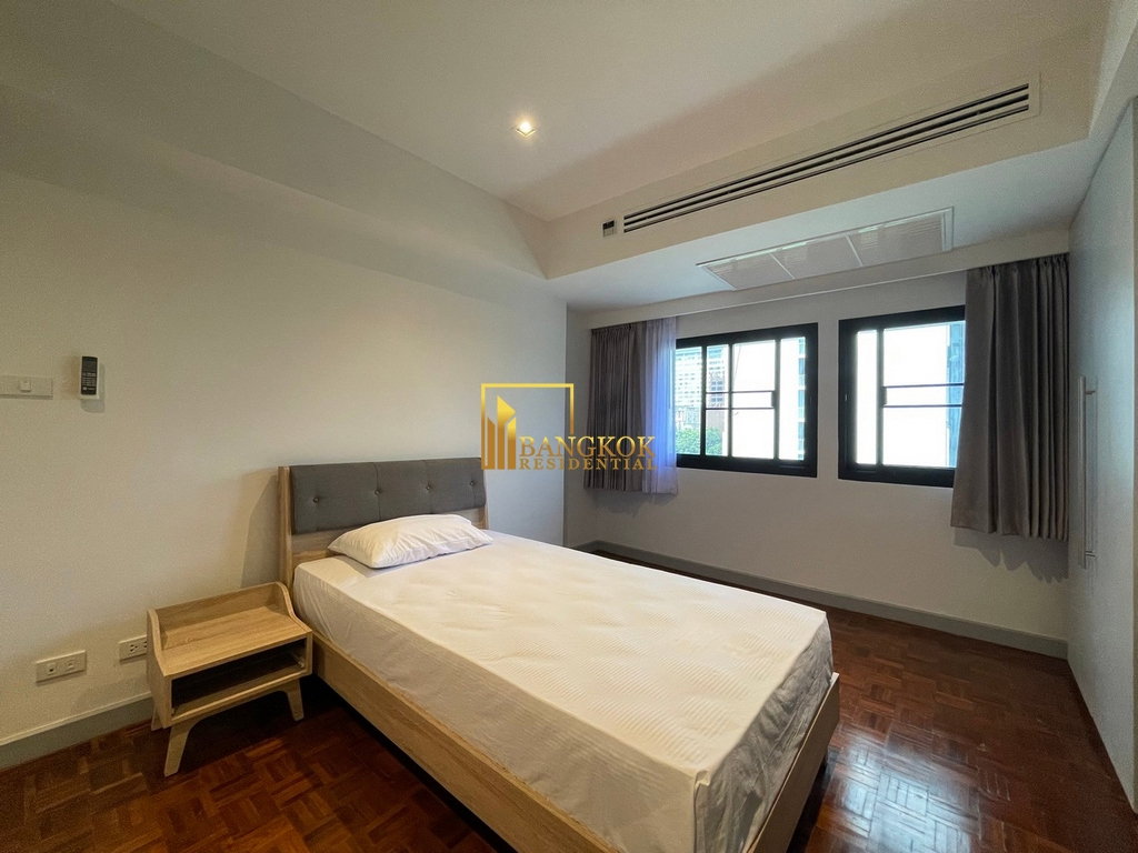 รูป Renovated 3 Bedroom Apartment For Rent in Asoke - BR0911AP - รูปที่ 19/35