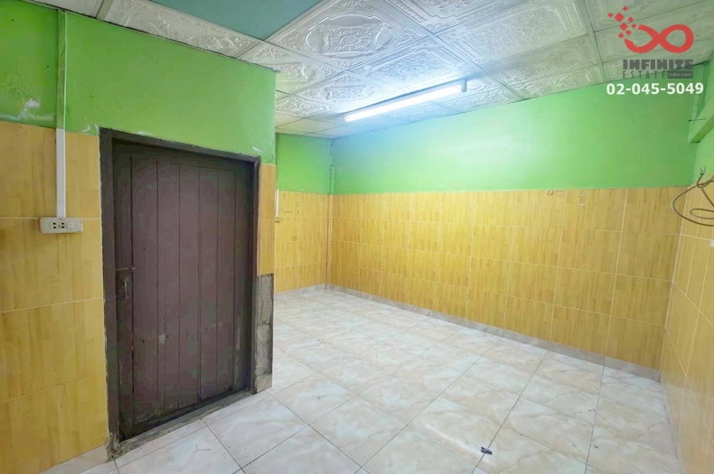 รูป ขายห้องเช่า 5 ห้อง ที่ดิน 46 ตร.ว. ถนนลาดพร้าว ซอยลาดพร้าว 80 ใกล้รถไฟฟ้าสายสีเหลือง - รูปที่ 4/6