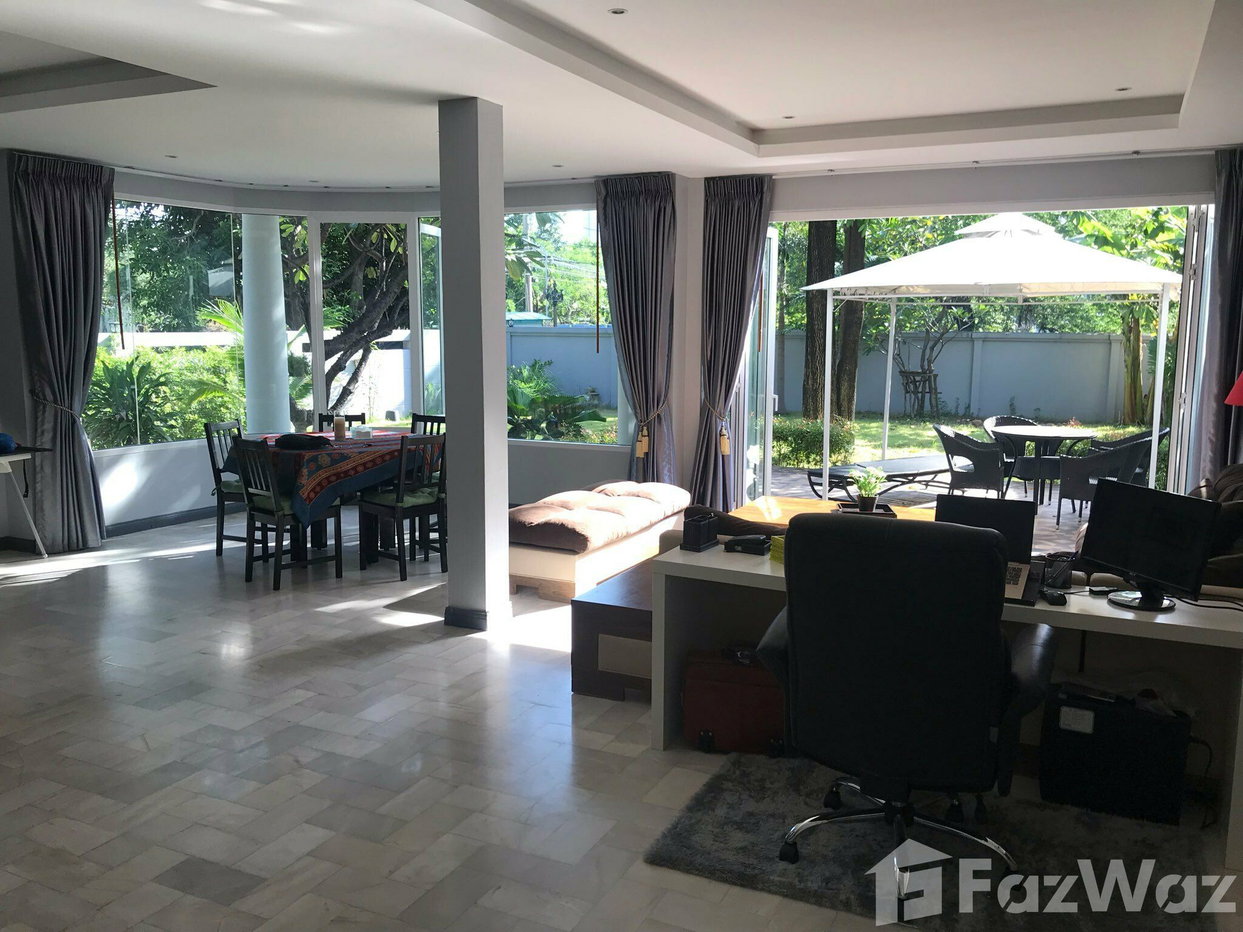 picture 5 bedrooms house with wide garden 81510 - 3/5
