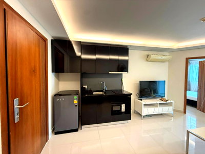 Condos for sale : 🔥 Condo for Sale at Club Royal Condominium Pattaya | Near The Sanctuary of Truth, Naklua Soi 12