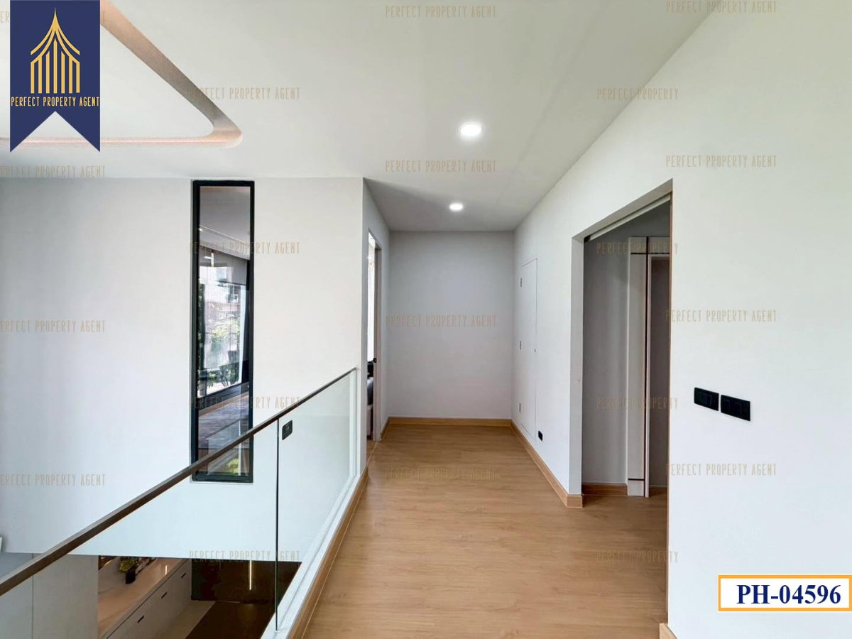 รูป ขายบ้านเดี่ยว 3 ชั้น ปรีชา รามคำแหง-กรุงเทพกรีฑา แปลงมุม  พร้อมลิฟต์ส่วนตัว ทำเลดี - รูปที่ 29/55