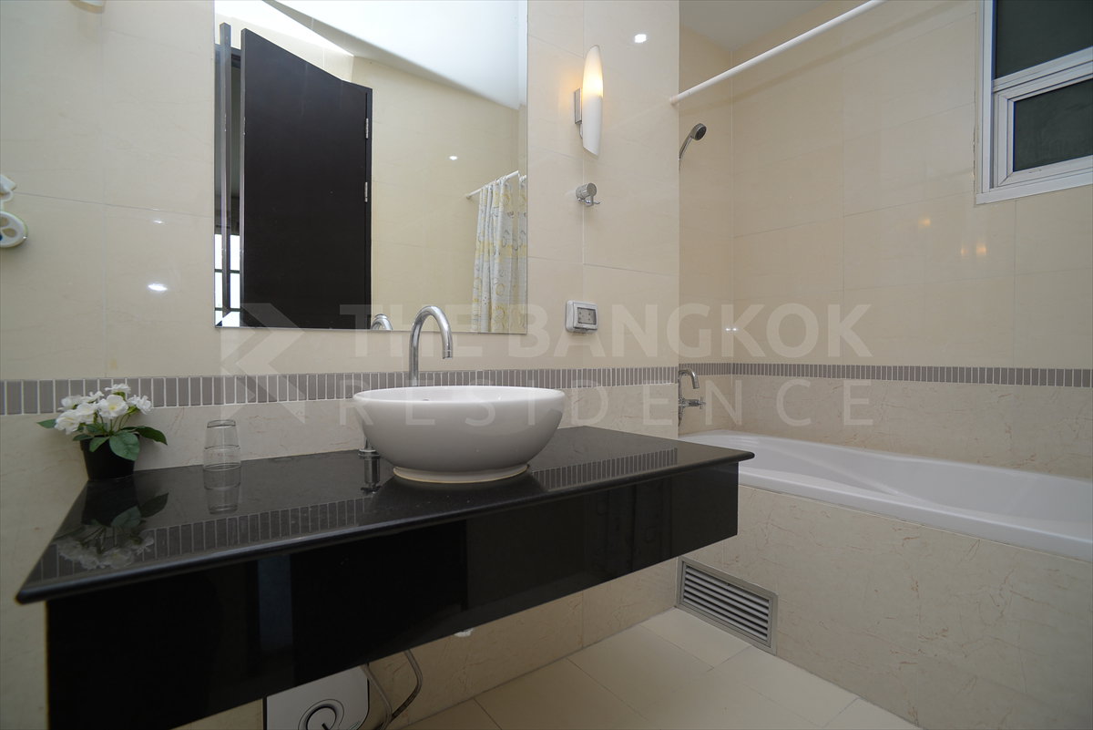 รูป ถูกที่สุด🔥Available 🔥 Baan Klang Krung Siam Pathumwan 2B2B 84 sqm. Just 33K/Month Call Ms.Angel(Aumi)0658209572 - รูปที่ 10/12