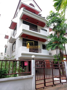 Spacious 4 Bedroom Townhouse Ideal For Families - BR8404SH