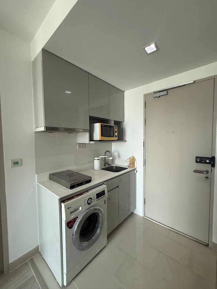 รูป ขาย Ideo Mobi Sathorn ห้องสวย ราคาดี ตกแต่งพร้อมอยู่ DS2474 | Line @Dstay - รูปที่ 13/16
