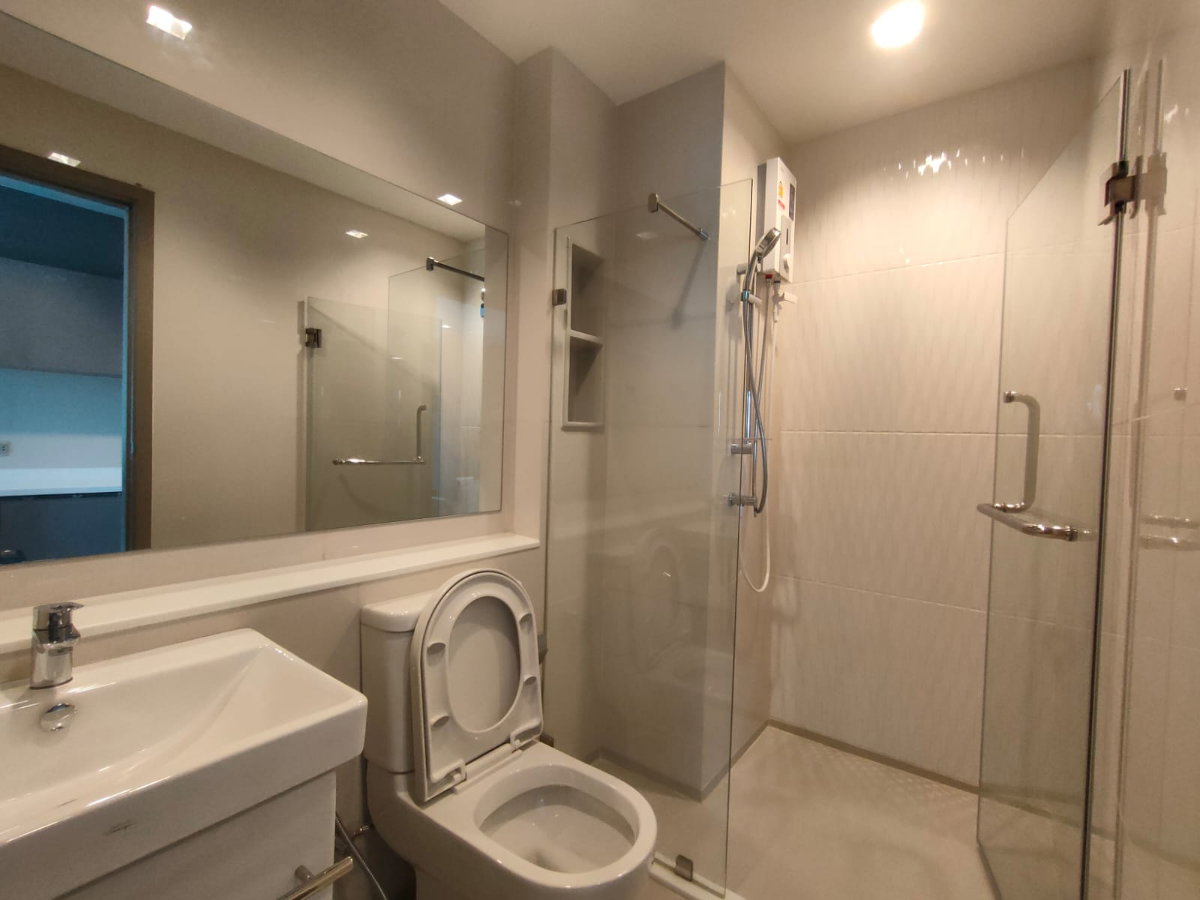 รูป Life Asoke-Rama9 for rent  ไลฟ์ อโศก-พระรามเก้า ให้เช่า Fully Furnished  Nice unit  Cheapest Price 17,500 THB (Line ID : meigood777) - รูปที่ 5/13