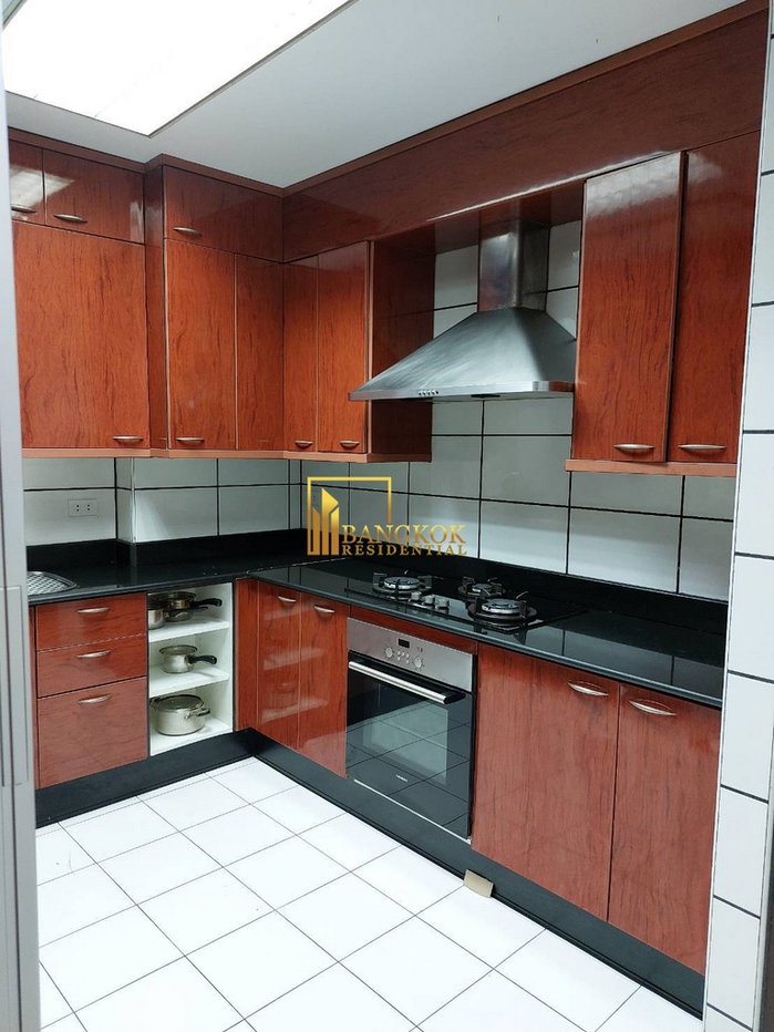 รูป Spacious 4 Bedroom Townhouse Ideal For Families - BR8404SH - รูปที่ 8/35