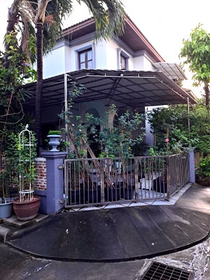บ้านเดี่ยว ถนนประดิษฐ์มนูธรรม : 📌 ขายบ้านเดี่ยว โครงการ ชวนชื่น ลาดพร้าว 2 ชั้น 5 ห้องนอน 2 ห้องน้ำ
