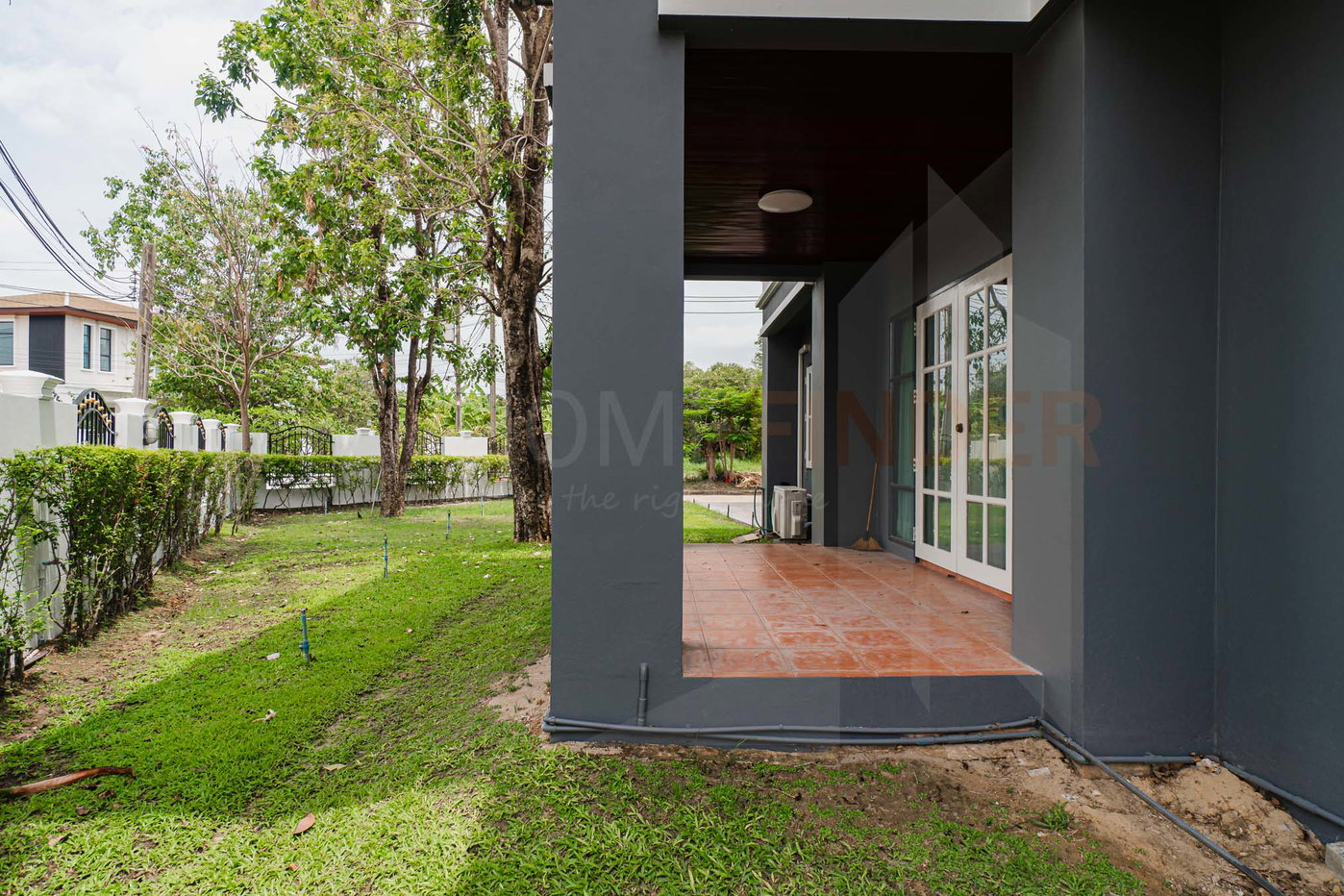 picture Windmill Park 5 bedrooms, for rent - 56/104